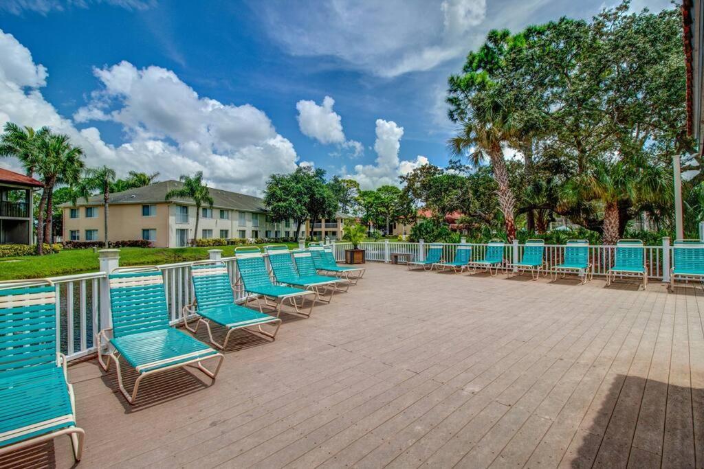 Апартаменти Minutes To Anna Maria Island Брейдентон Екстер'єр фото